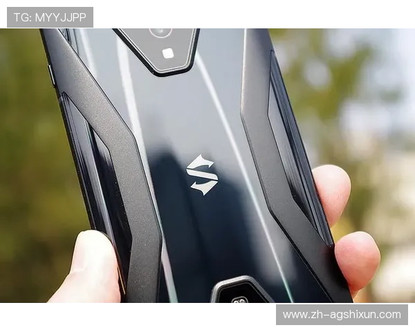 酷游真人注册成功后如何快速登录及完善个人信息提升游戏体验